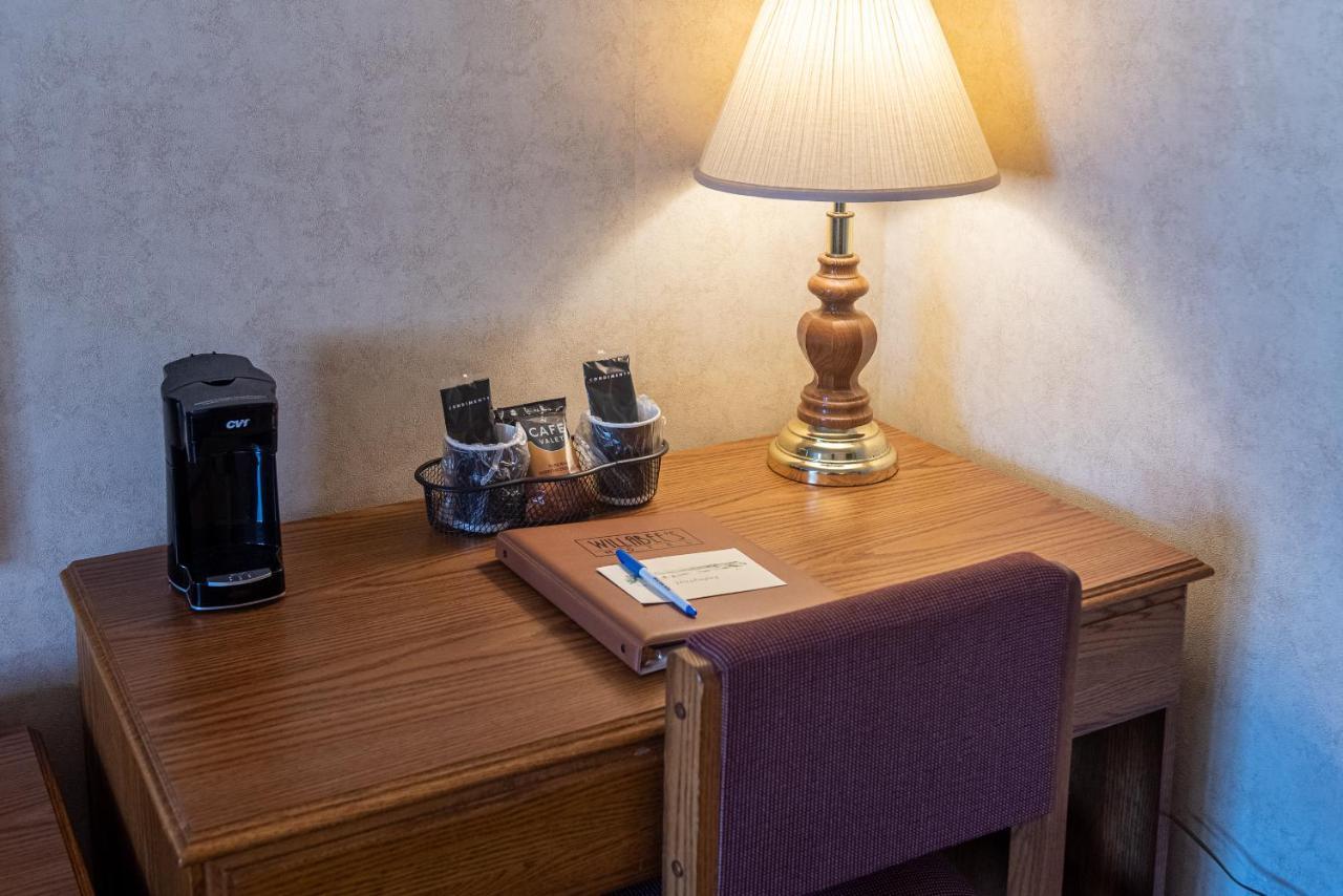 Willabee'S Motel Brimley Eksteriør bilde